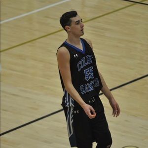 Meet your Posher, Travis